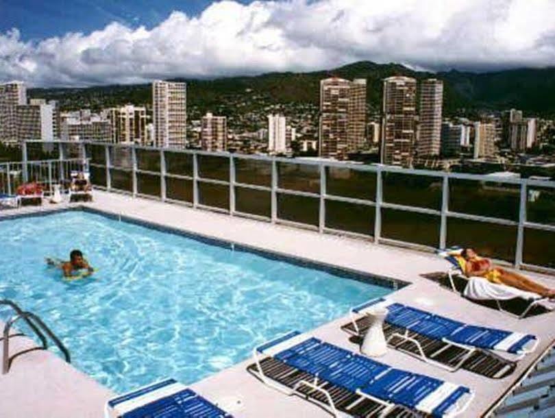 Waikiki Beach Condominiums Honolulu Exterior photo